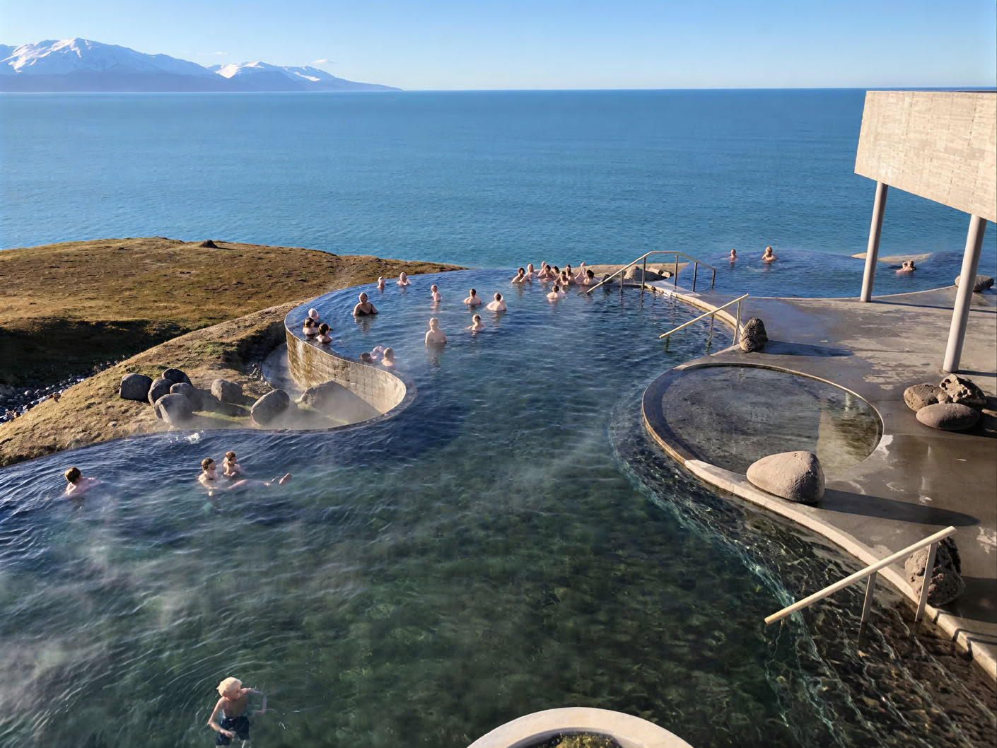 Yoga- och vandringsretreat under midnattssolen på Island – datum 2026