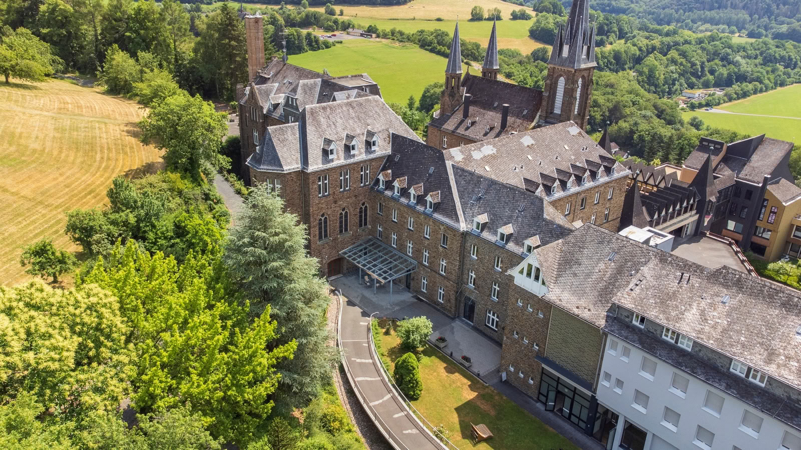 Fasta med vandring och yoga på Waldbreitbachs kloster