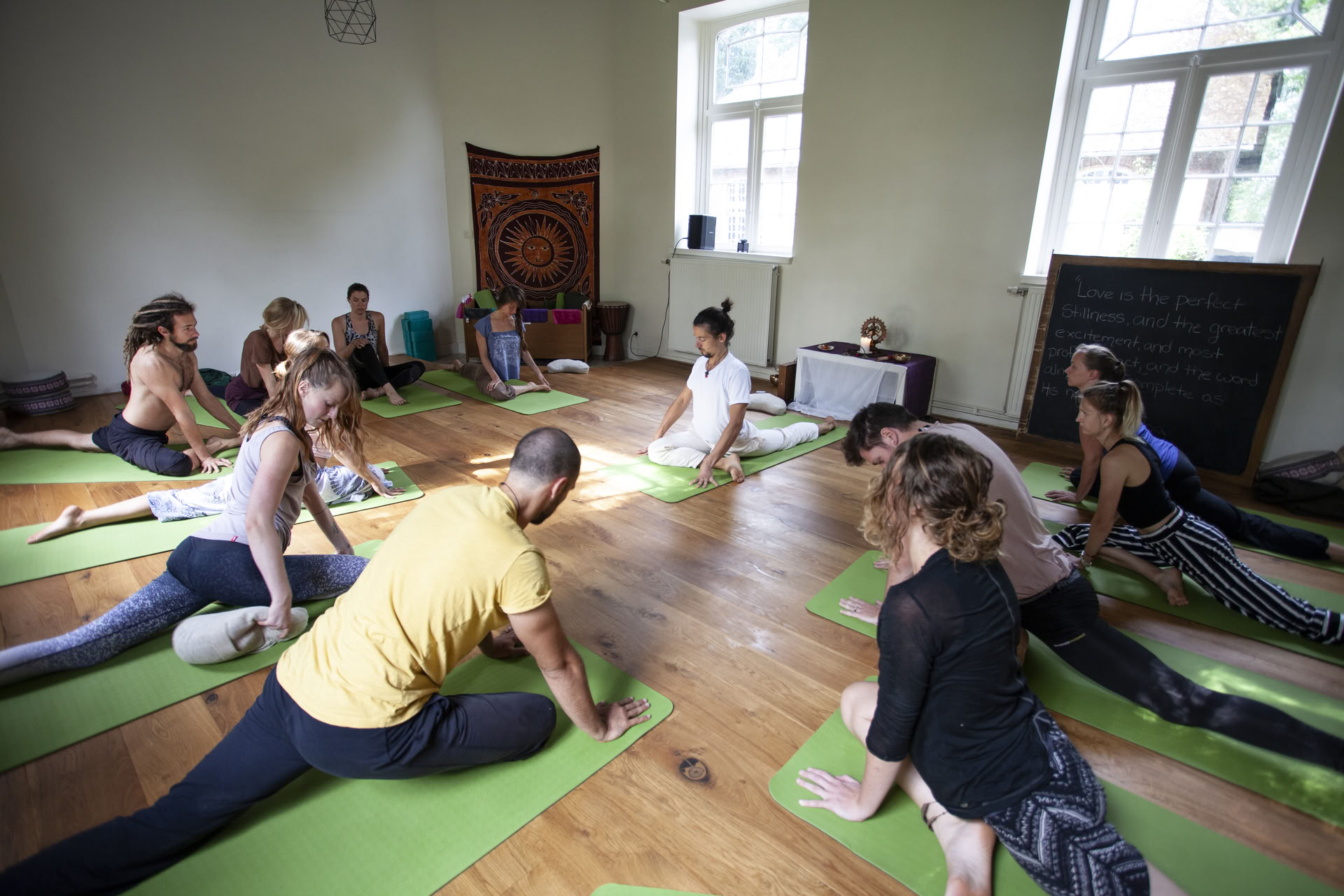 Yoga- och meditationsretreat tillbaka till källan