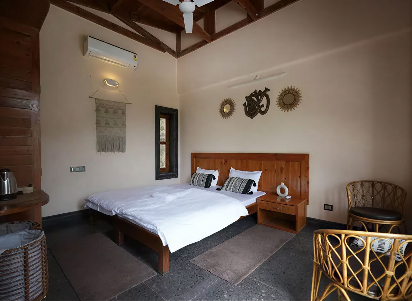 500-timmars yogalärarutbildning i Rishikesh, Indien – 05 nov–27 dec 2026