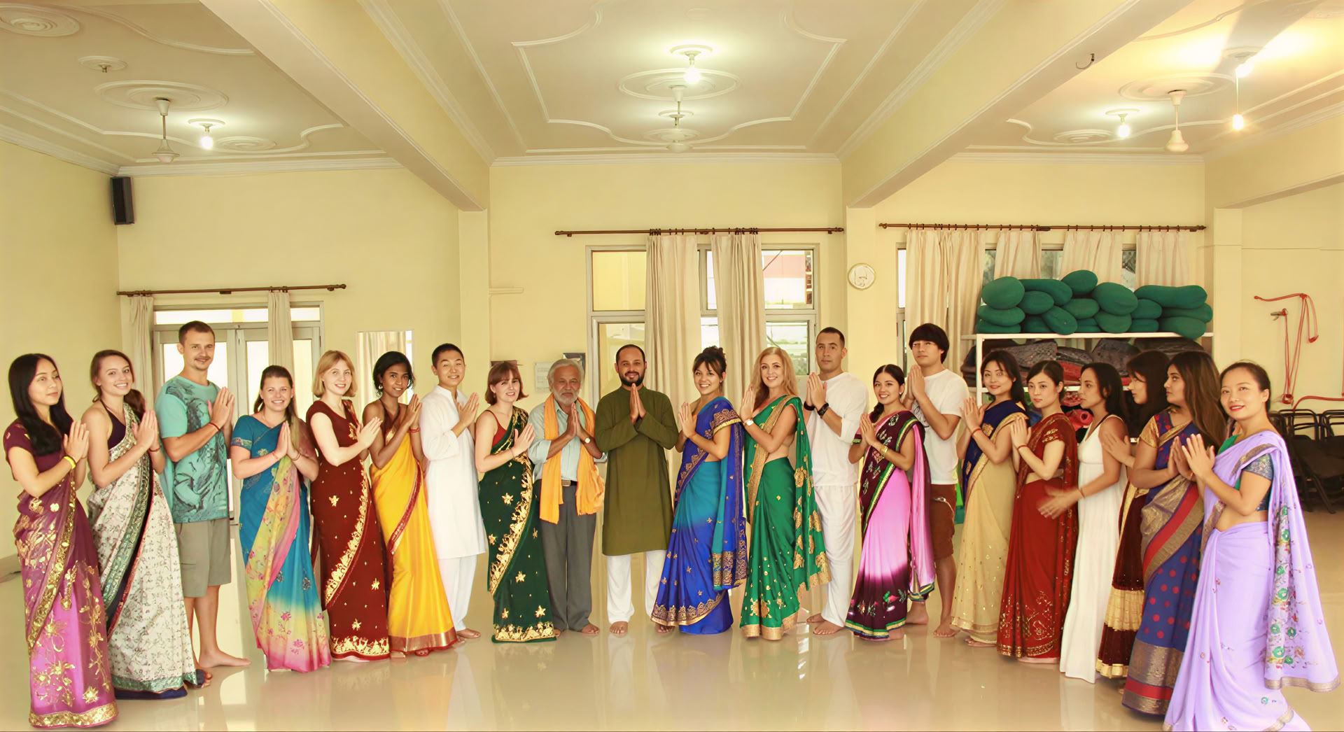 200-timmars ayurveda-lärarutbildning i Rishikesh – 3–28 jan 2026
