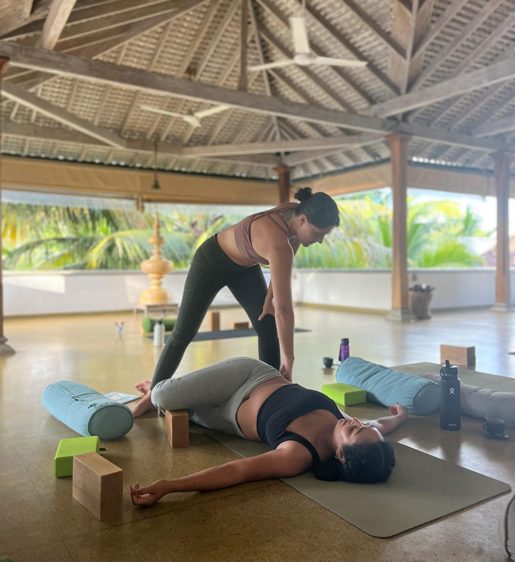 Lyxig yogalärarutbildning på Sri Lanka