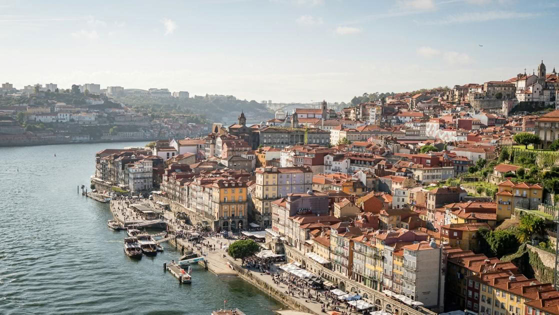 Resound Yoga Retreat - PORTO