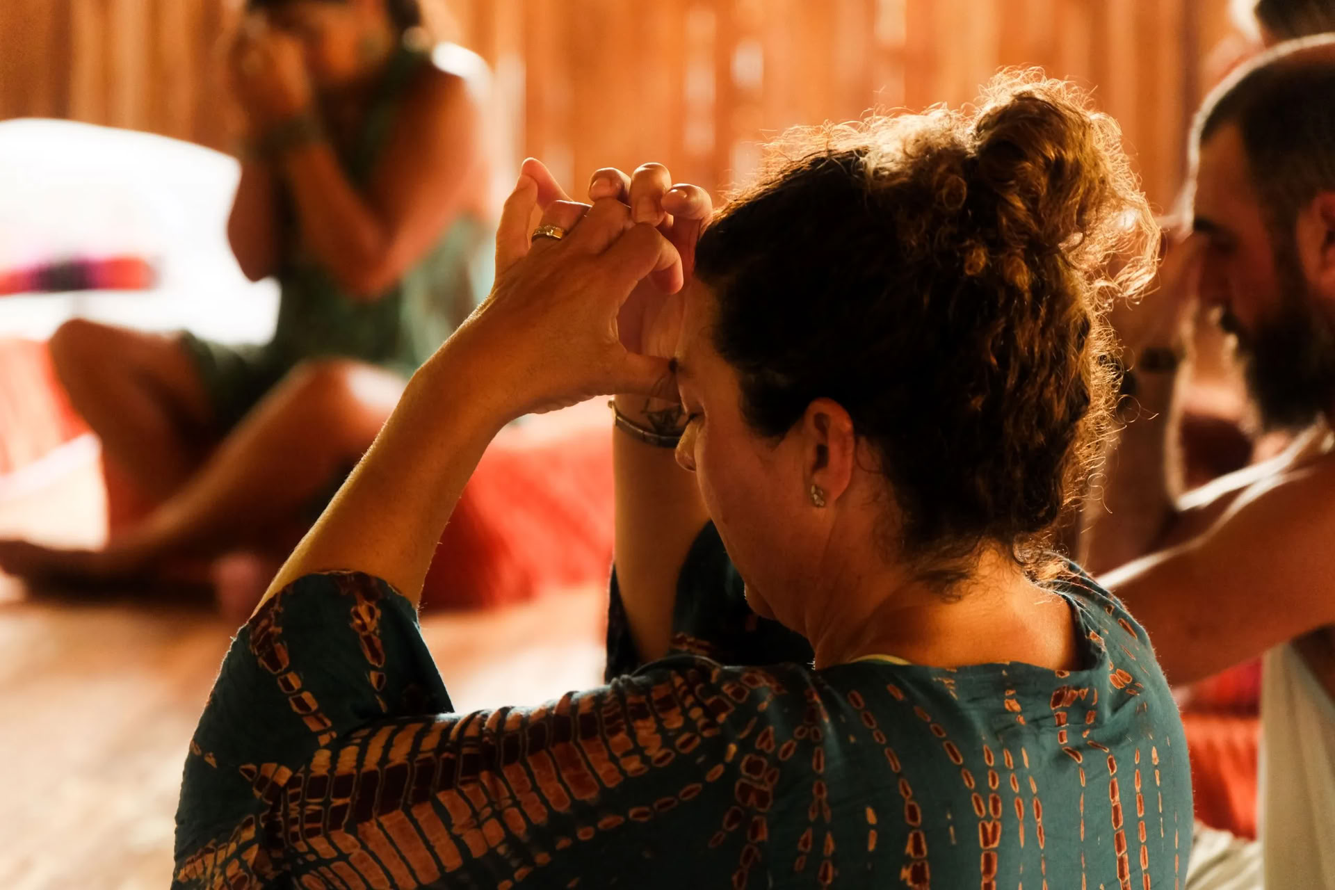 Visdom som växer fram | En fördjupning för kvinnor om psilocybin och perimenopaus – endast väntelista, datum meddelas senare
