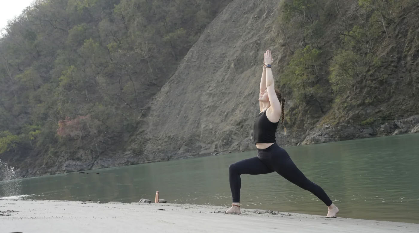 100-timmars yoga TTC i Rishikesh