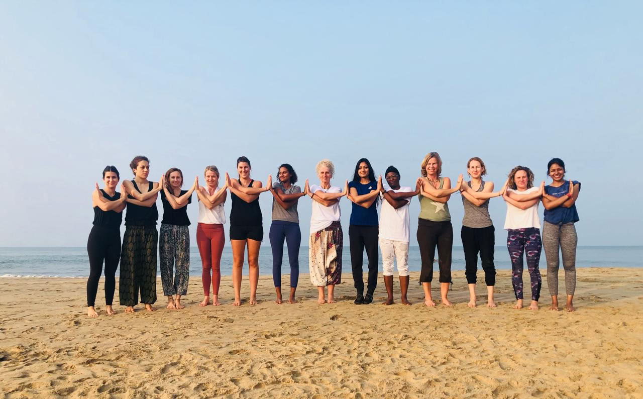 30-dagars lycksalig yoga-retreat / semester