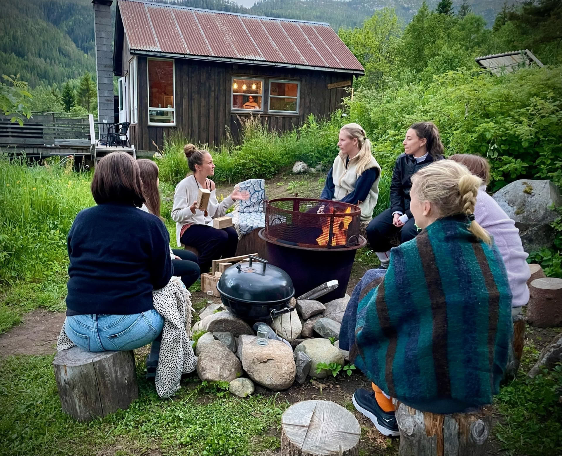 Koppla bort, slappna av och fördjupa dig i naturen yogaretreat