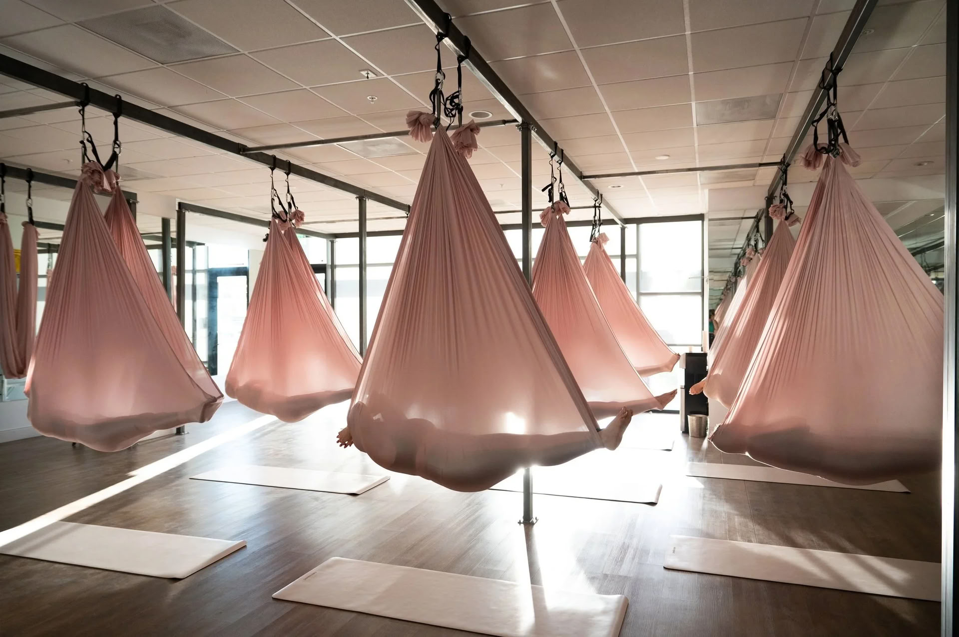 Gratis aerialyoga Huntington Beach