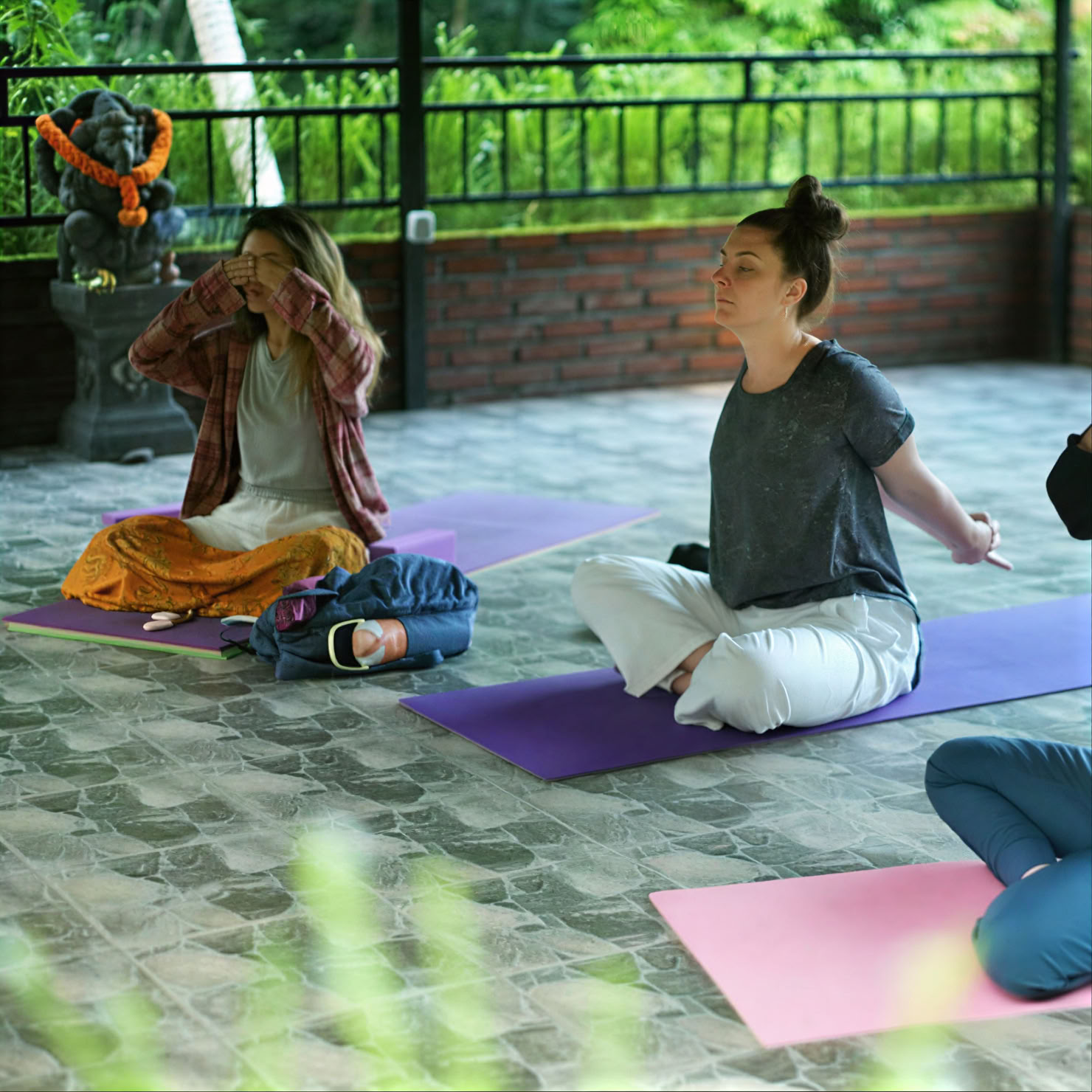 300 timmars avancerad yogalärarutbildning Bali