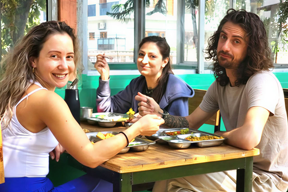 Gravid- och postnatal yogalärarutbildning i Rishikesh, Indien