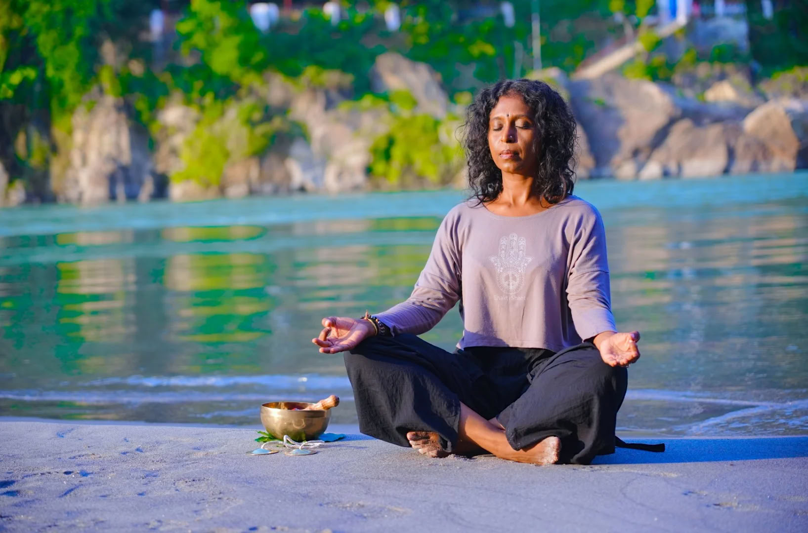 Ljudhelande yogalärarutbildning i Rishikesh