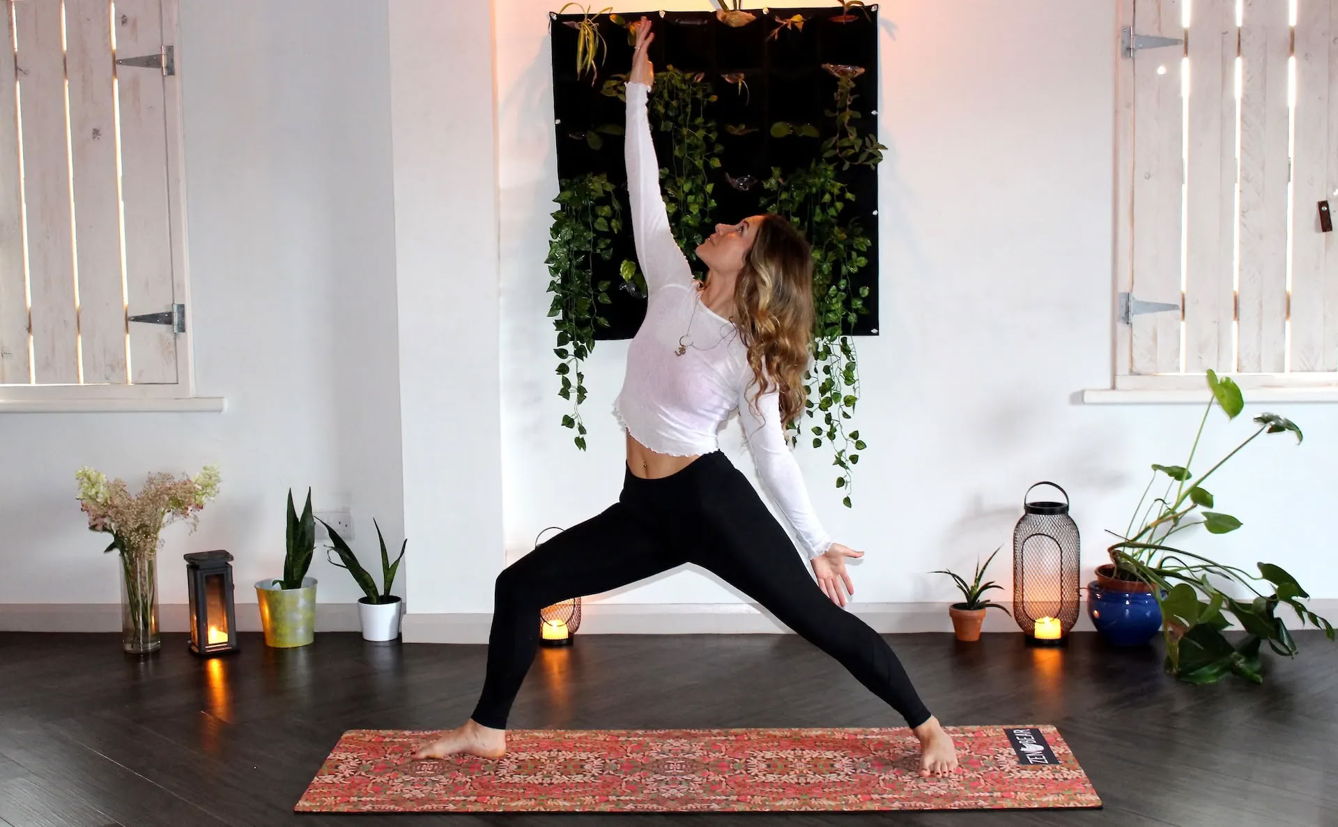 100-timmars flerstils yogalärarutbildning i Rishikesh