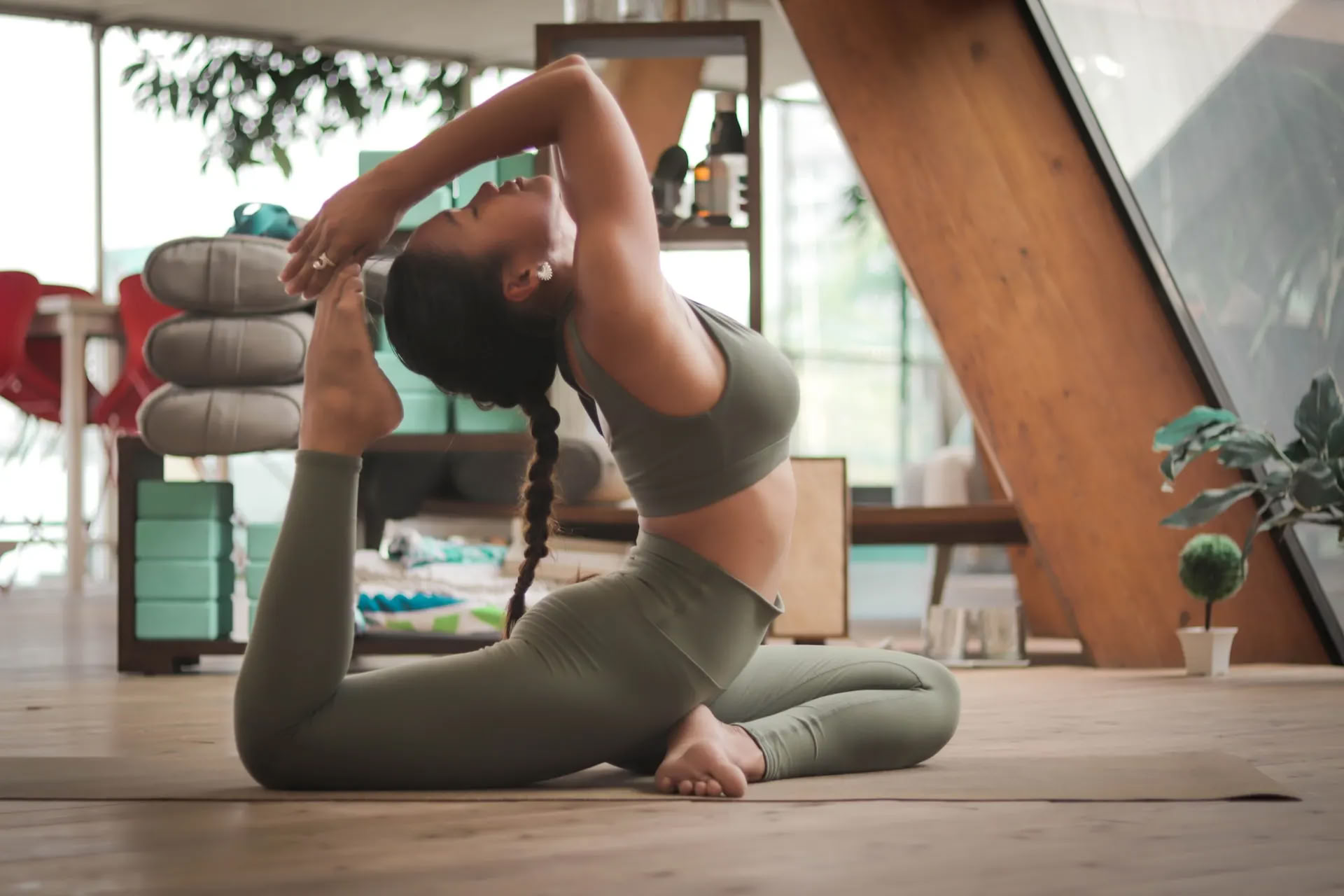 100-timmars flerstils yogalärarutbildning i Rishikesh