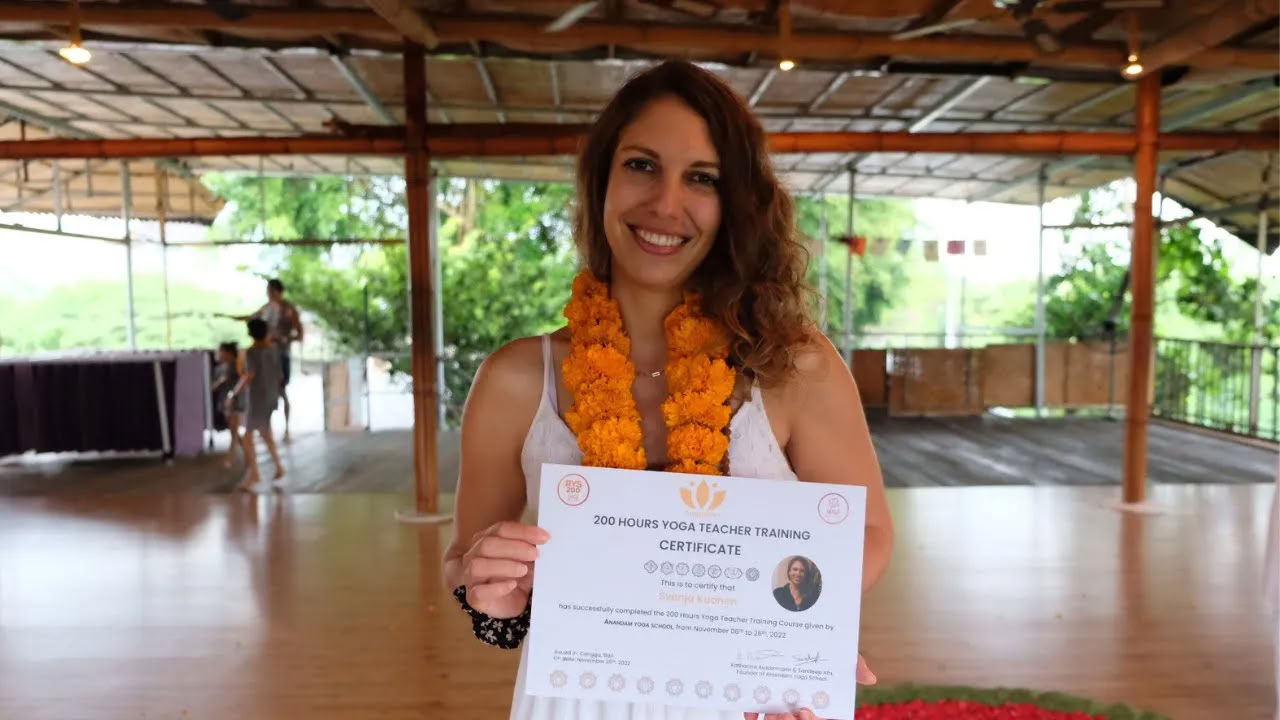 100 timmars Ashtanga-träning i Tyskland