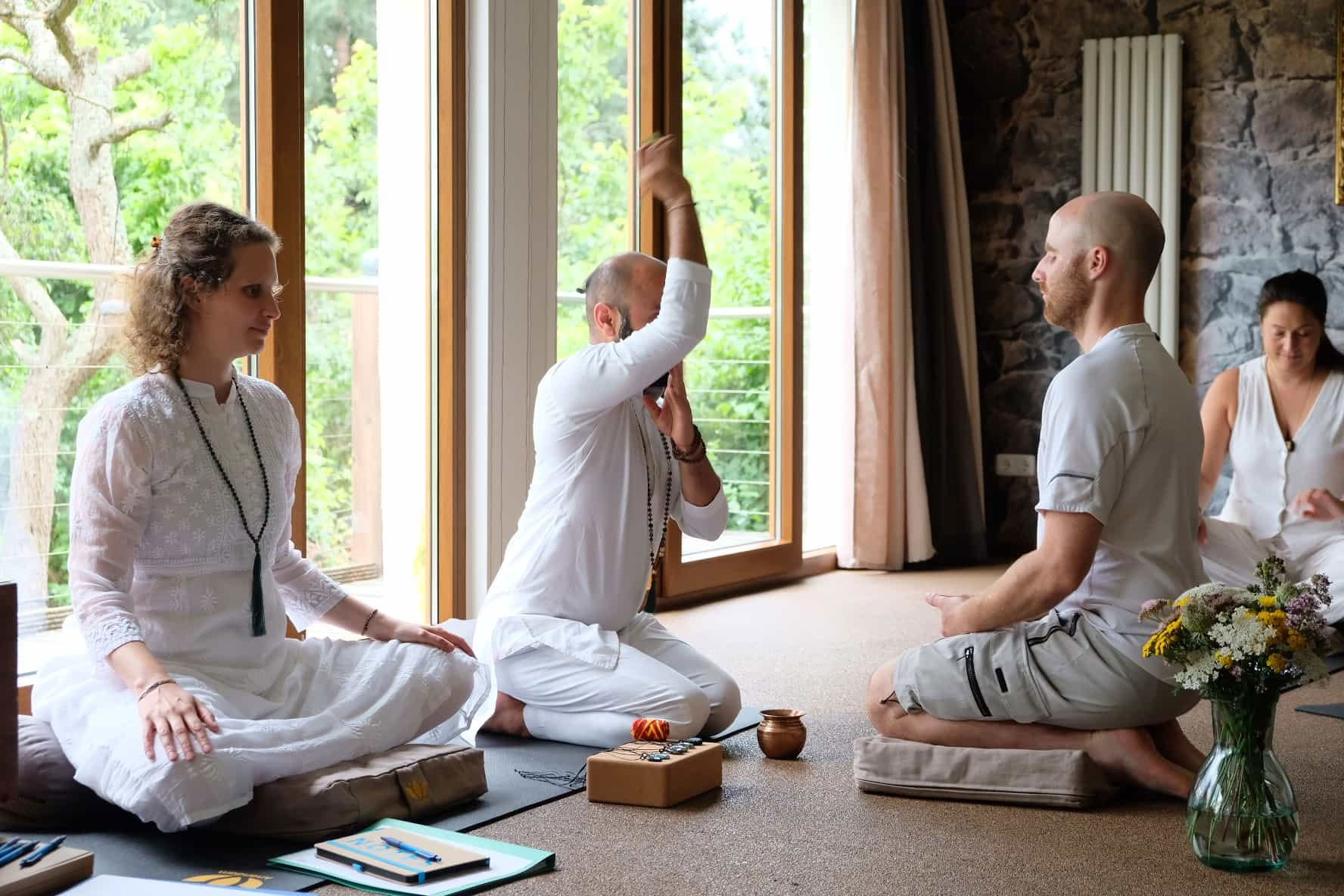 50 timmars Yoga Nidra-utbildning i Tyskland