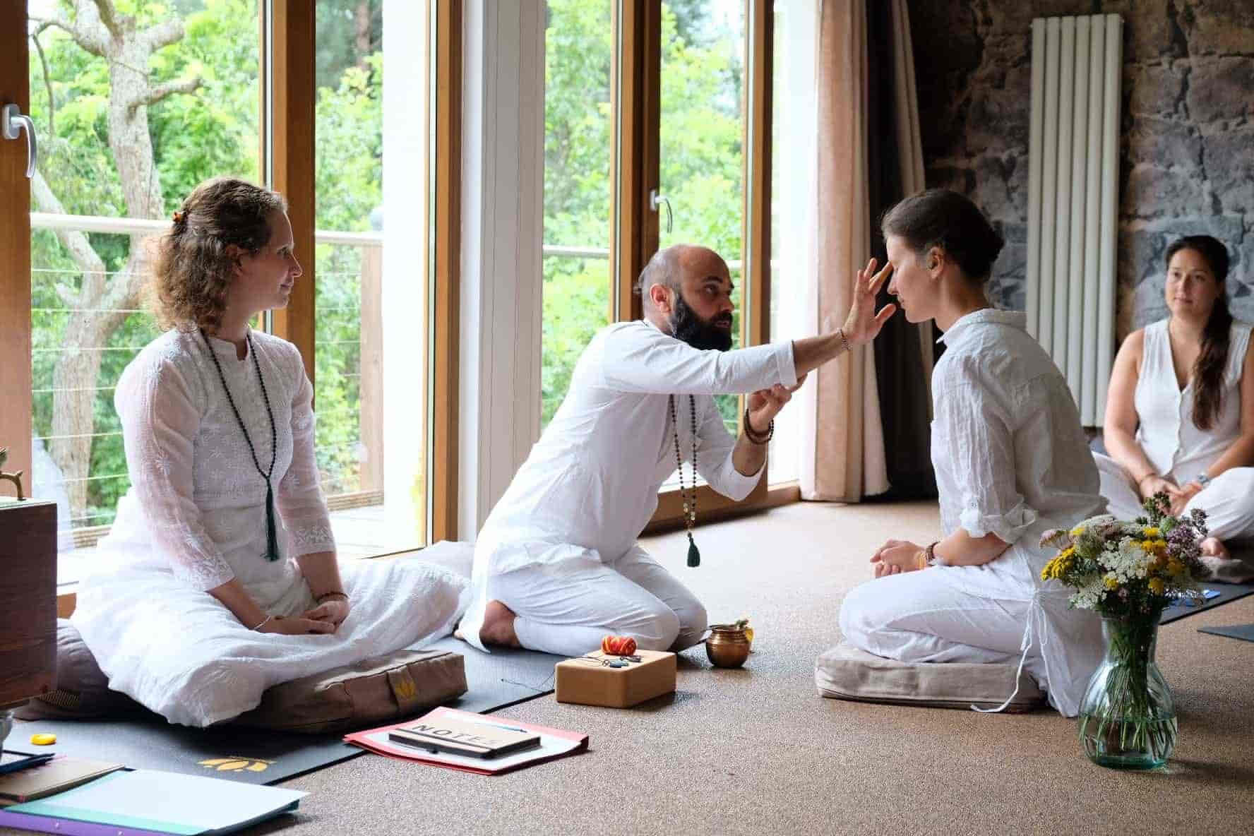 50 timmars Yoga Nidra-utbildning i Tyskland