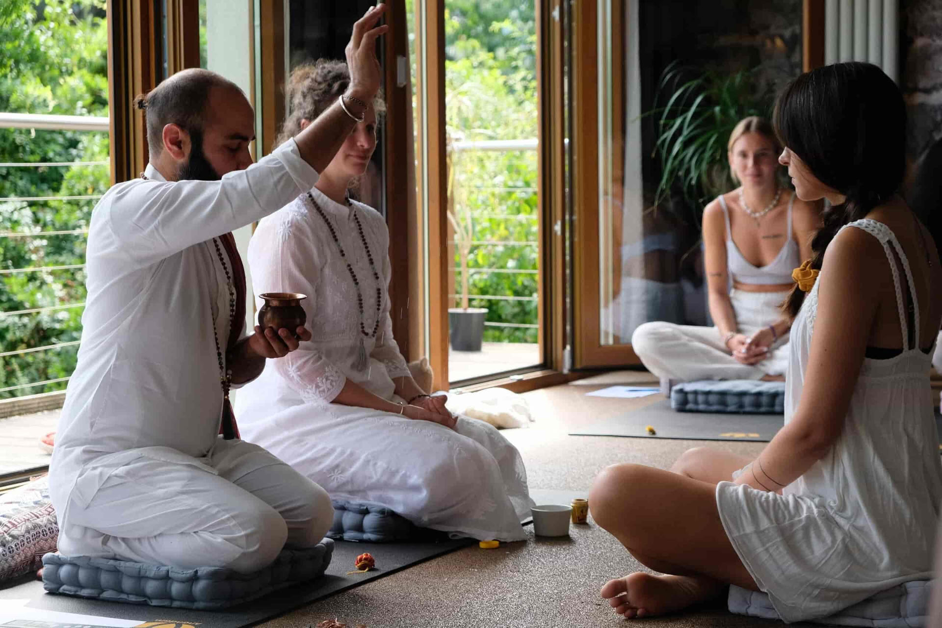 50-timmars pranayama-utbildning i Tyskland