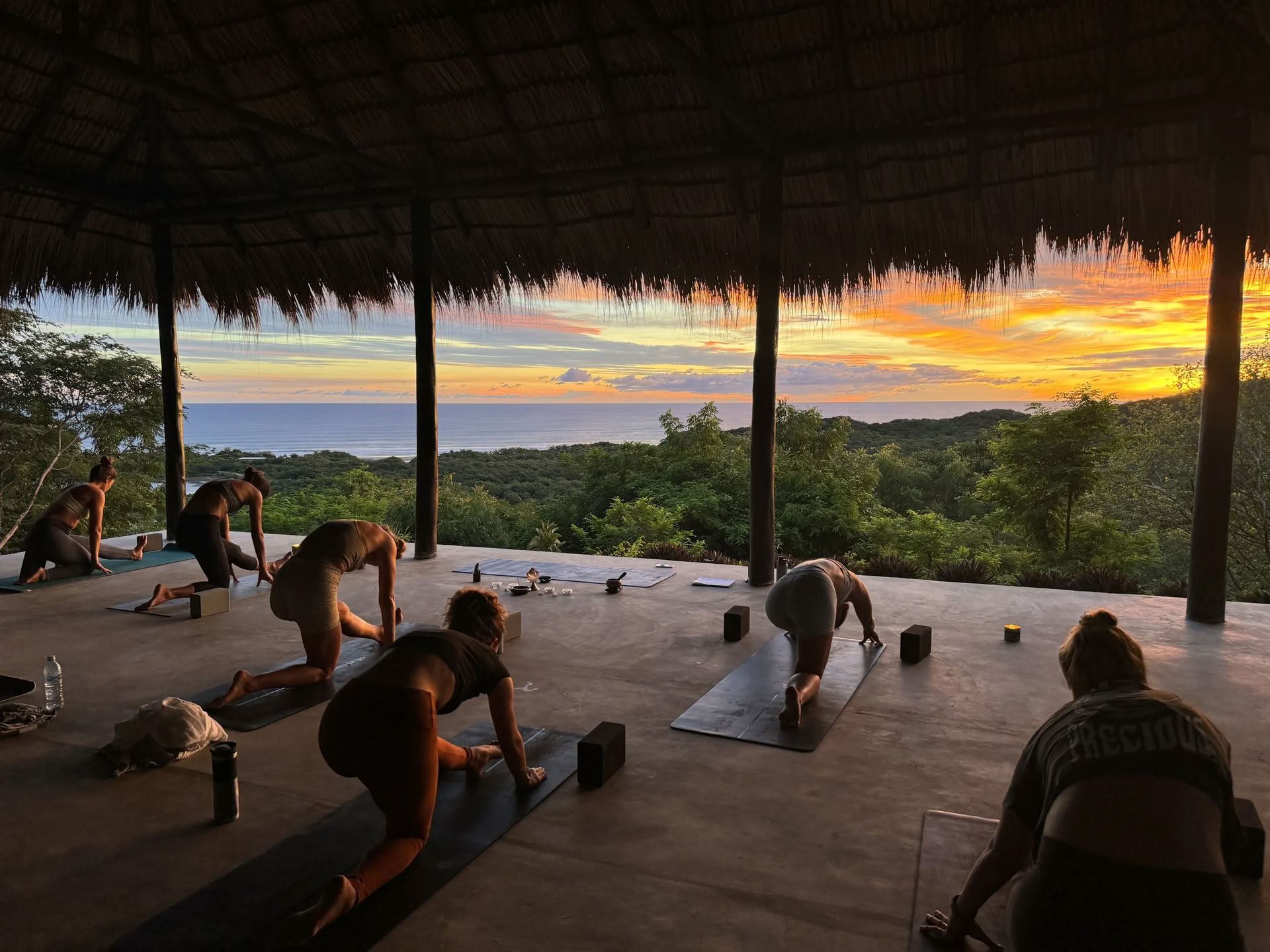 Yogaklass i Popoyo, Nicaragua