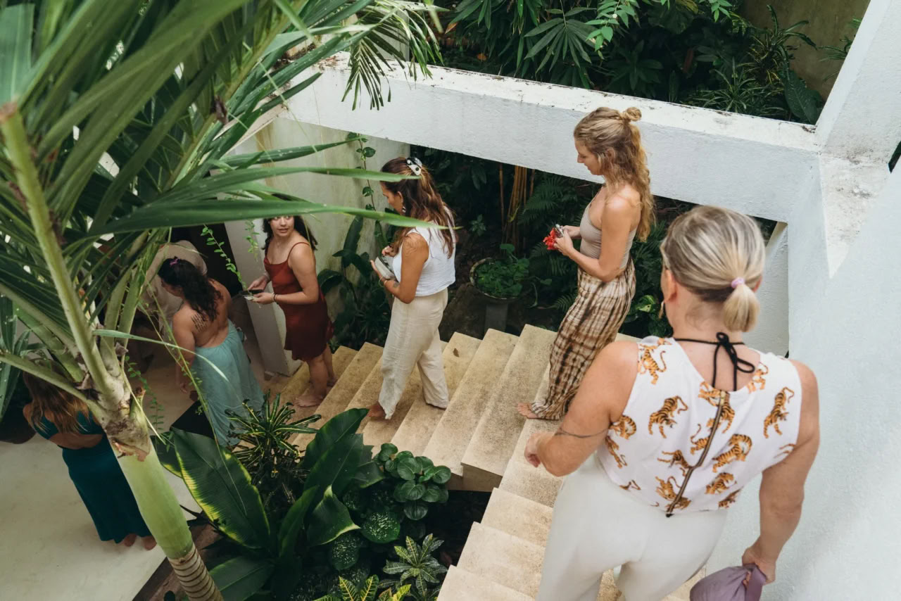 Synergi Vinyasa-yogaretreat på Lanka Yoga
