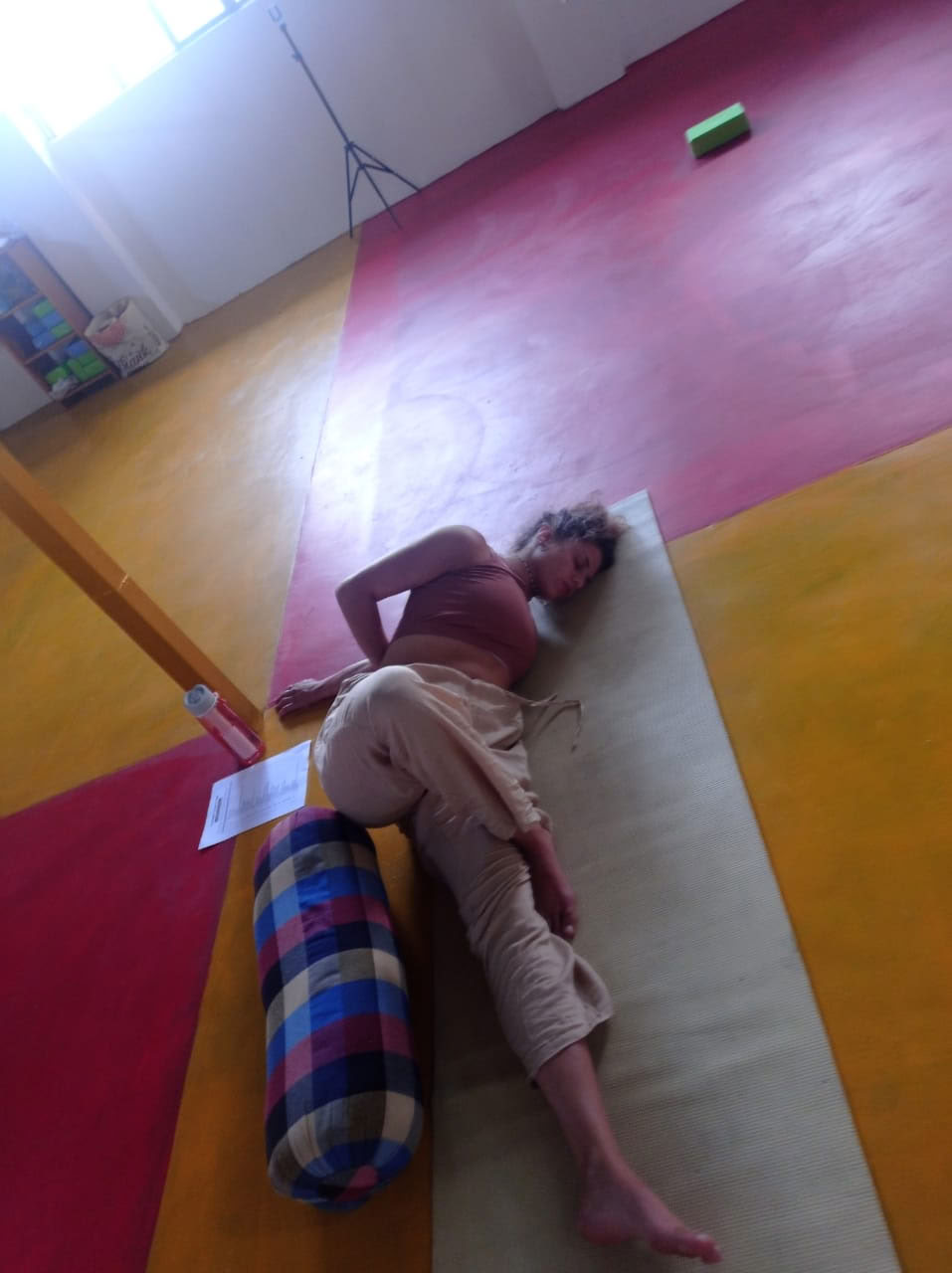 Yogaklass för drop-in