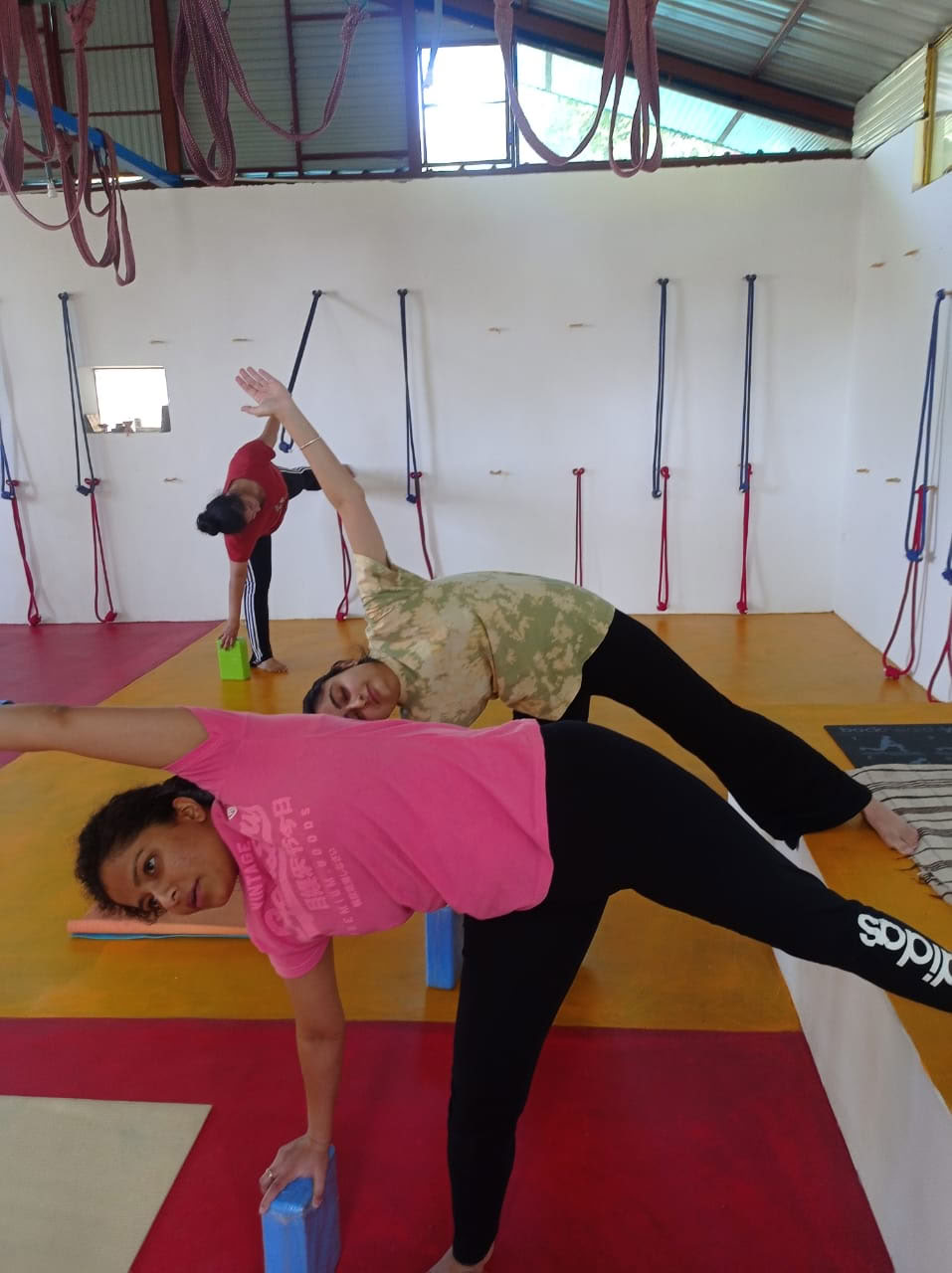 Yogaklass för drop-in