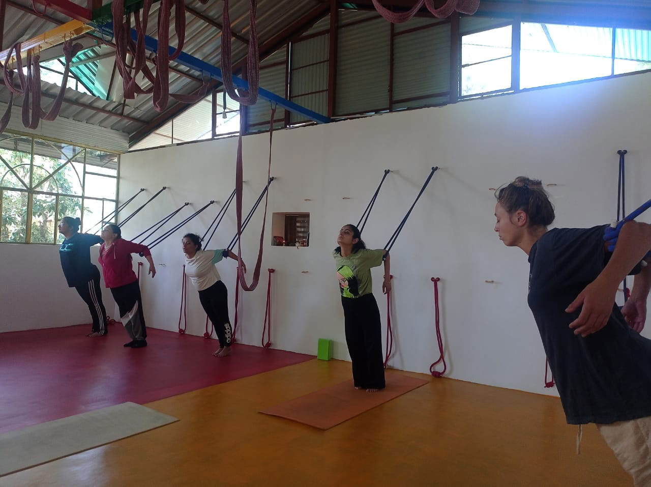 Yogaklass för drop-in