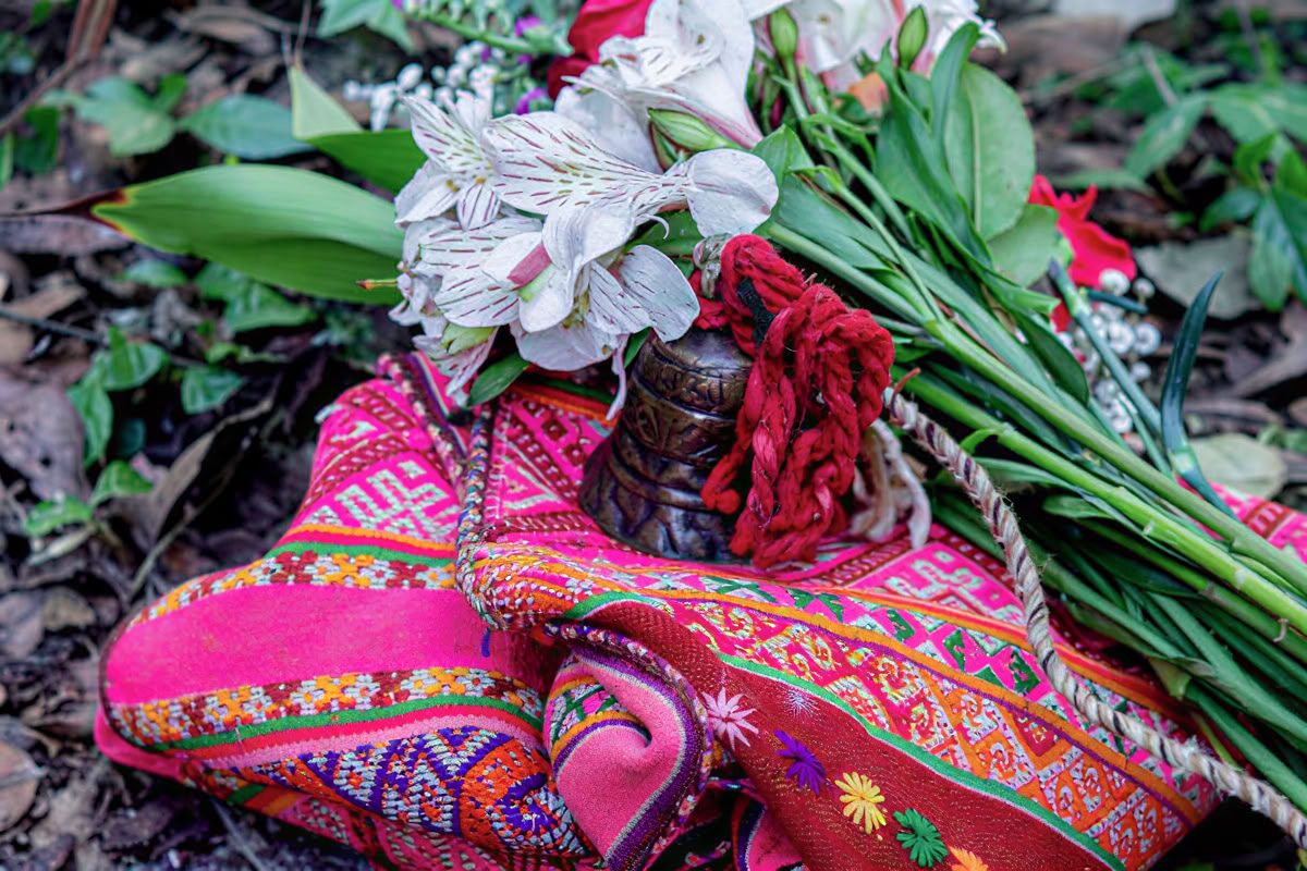 Ceremonier med växtmedicin i Peru