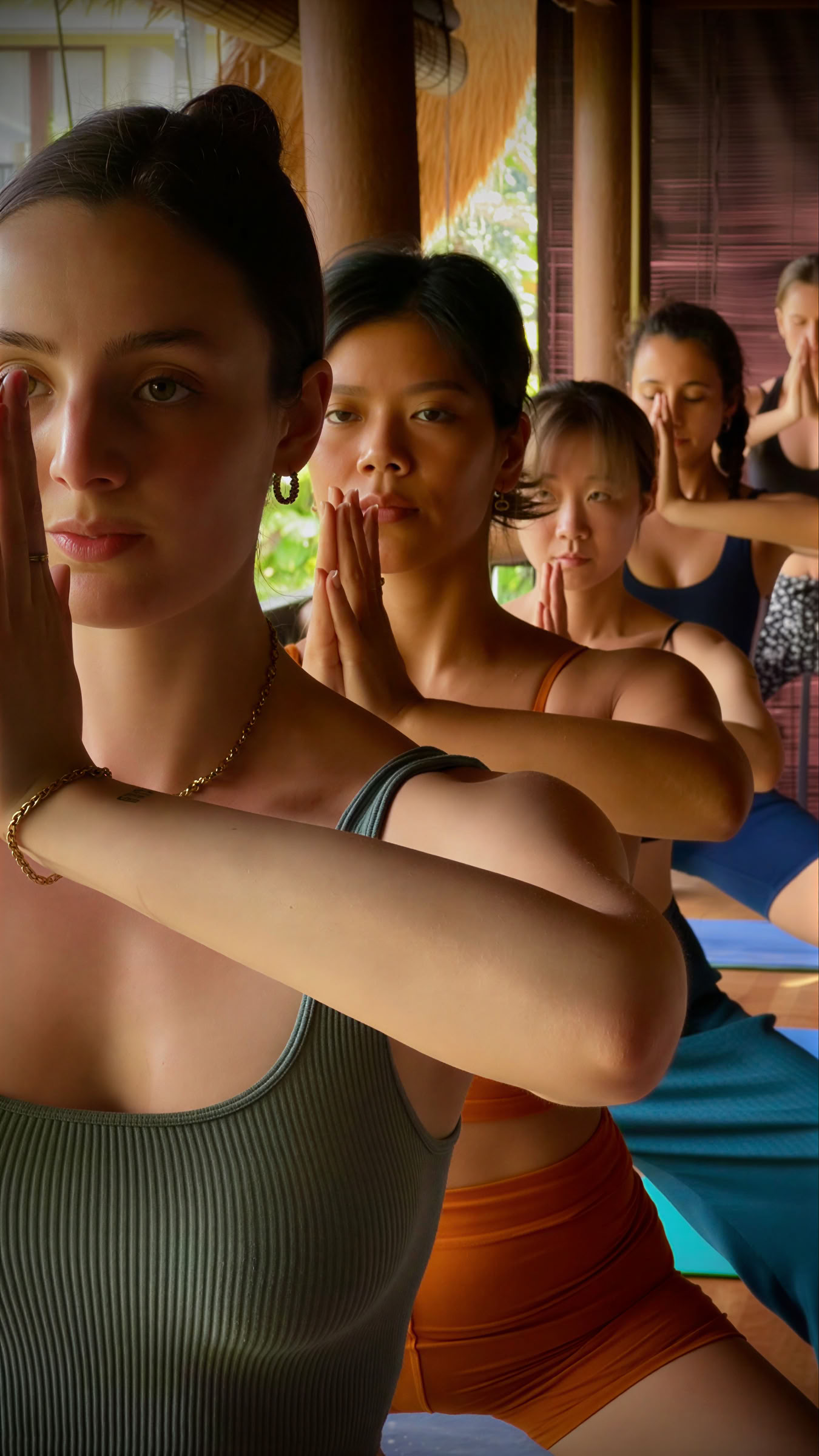 RYT200 yogalärarutbildning – 30 aug – 19 sep