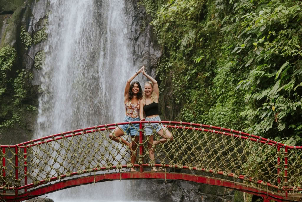200-timmars yogalärarutbildning Ubud, Bali | RYT 200-kurs – 30 aug–19 sep