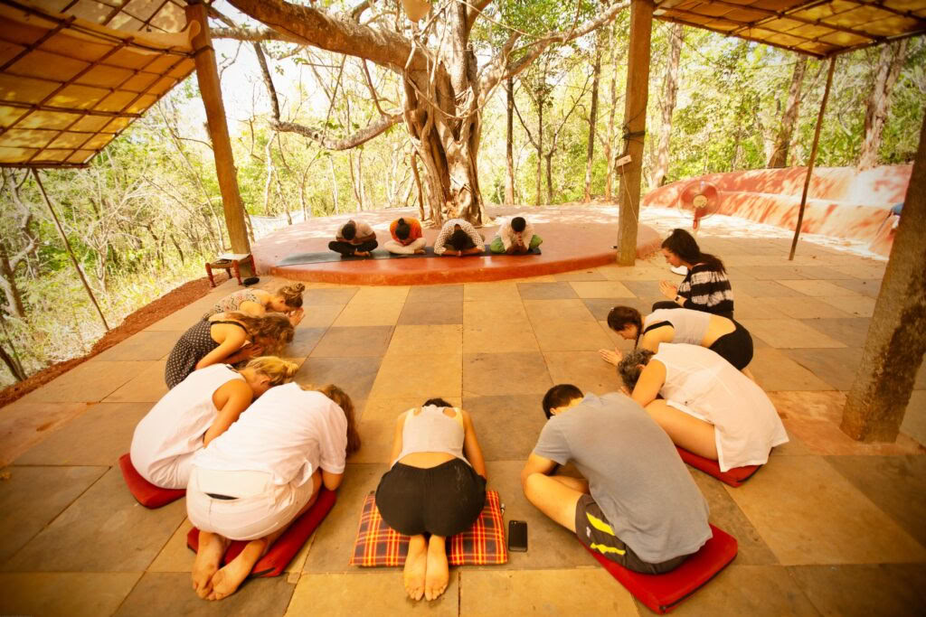 200 timmars yogalärarutbildning i Goa