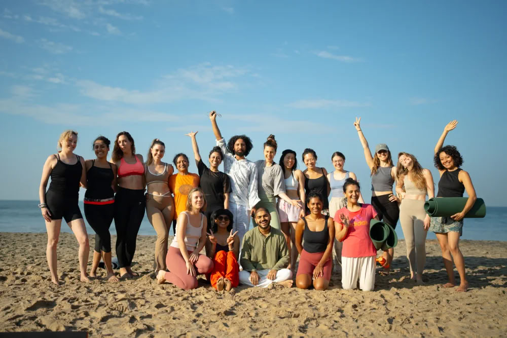 Drop-in-yogaklasser i Varkala, Kerala
