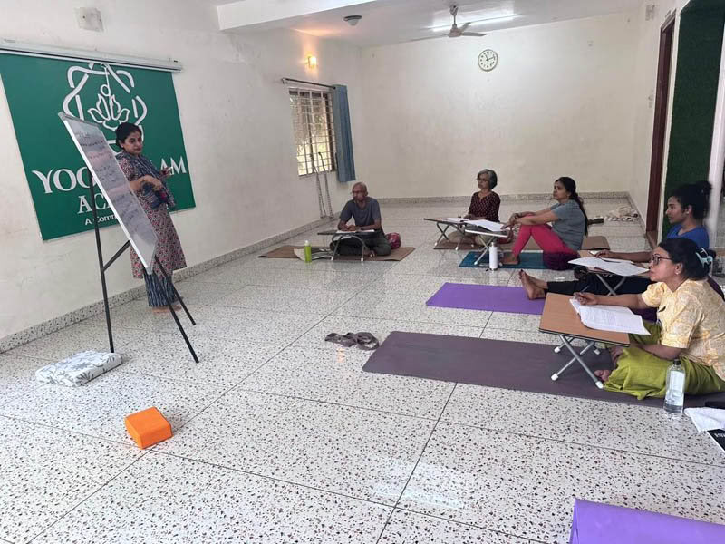 200 timmars yogalärarutbildning på vardagar i Bengaluru