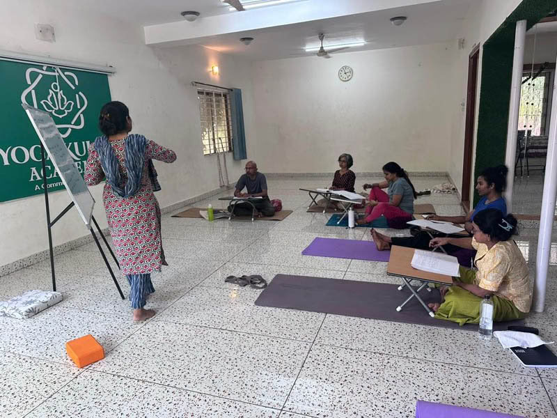 200 timmars yogalärarutbildning på vardagar i Bengaluru