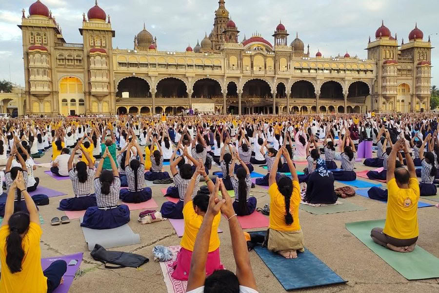 300-timmars yogalärarutbildning i Mysore