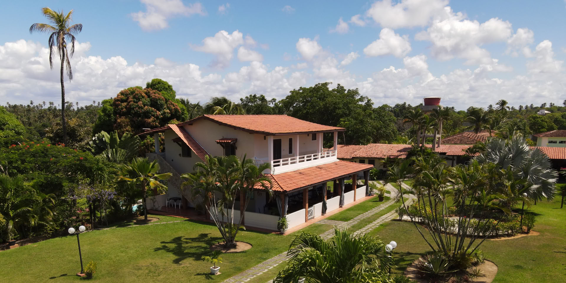 14-dagars ayahuascaretreat med Flow Brazil Yoga / meditation och massage