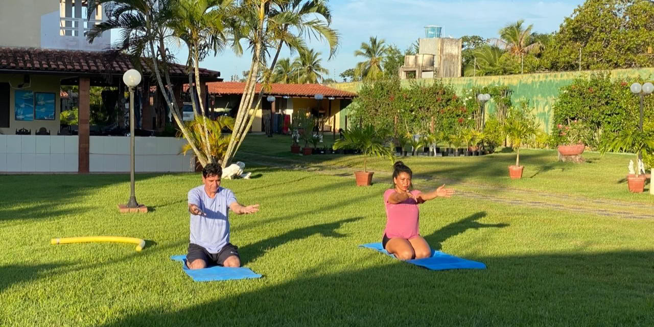 14-dagars ayahuascaretreat med Flow Brazil Yoga / meditation och massage