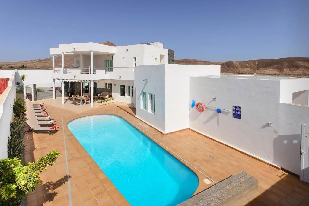 Pilates- och vandringsretreat för cellförnyelse på Lanzarote — DBC Health Retreats Europe Retreats 2024