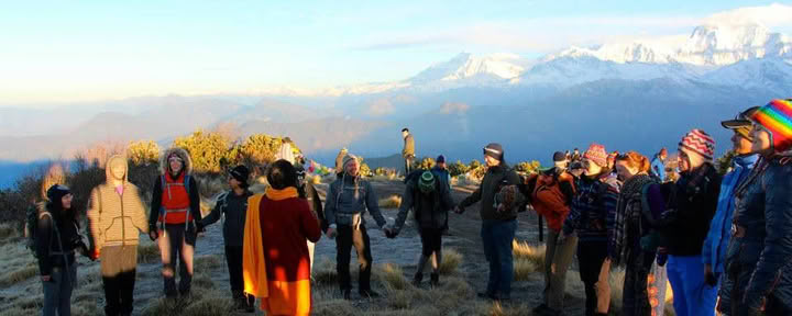 200 timmars Yoga Alliance-certifierad yogalärarutbildning
