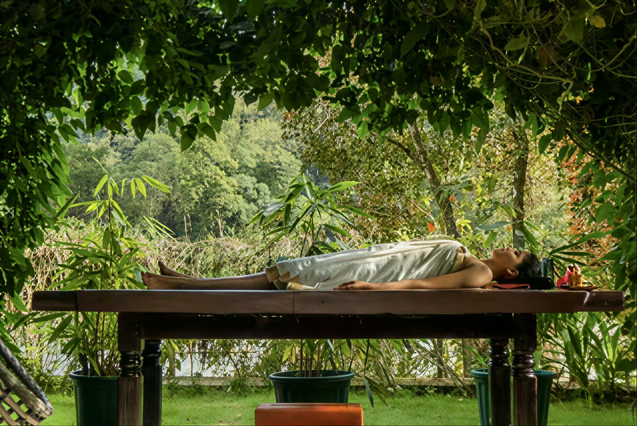 14-nätters Panchakarma Ayurveda-program på Manaltheeram Ayurveda Beach Village, Kovalam