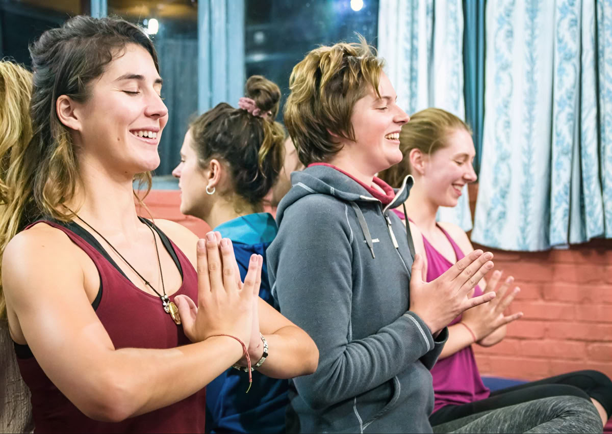 200 timmars yogalärarutbildning i Dharamsala