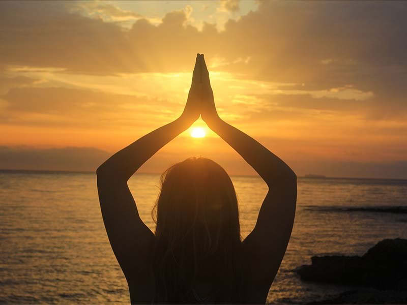 Lördag + söndag morgon: yoga och meditation