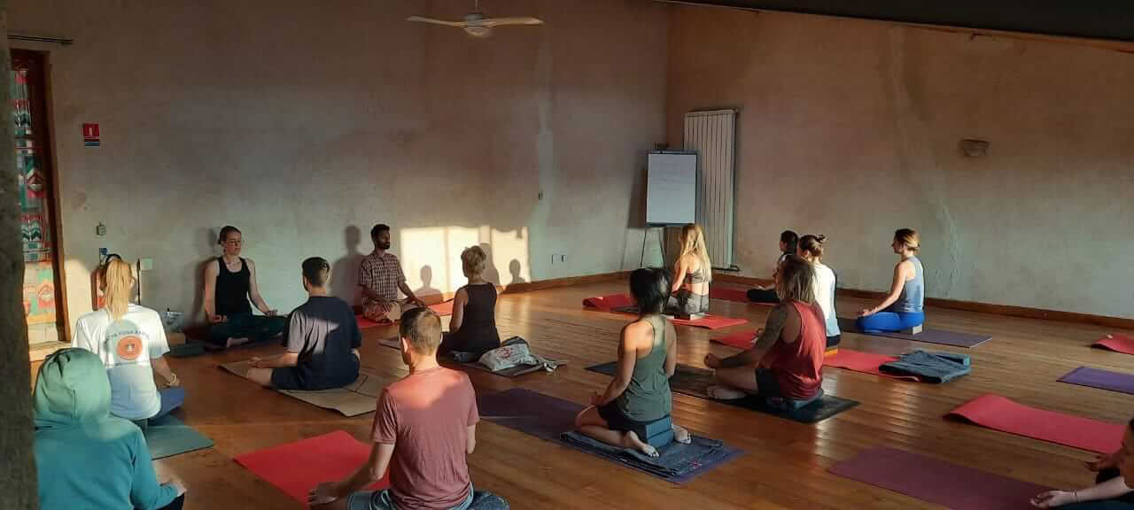 Yogahelgretreat