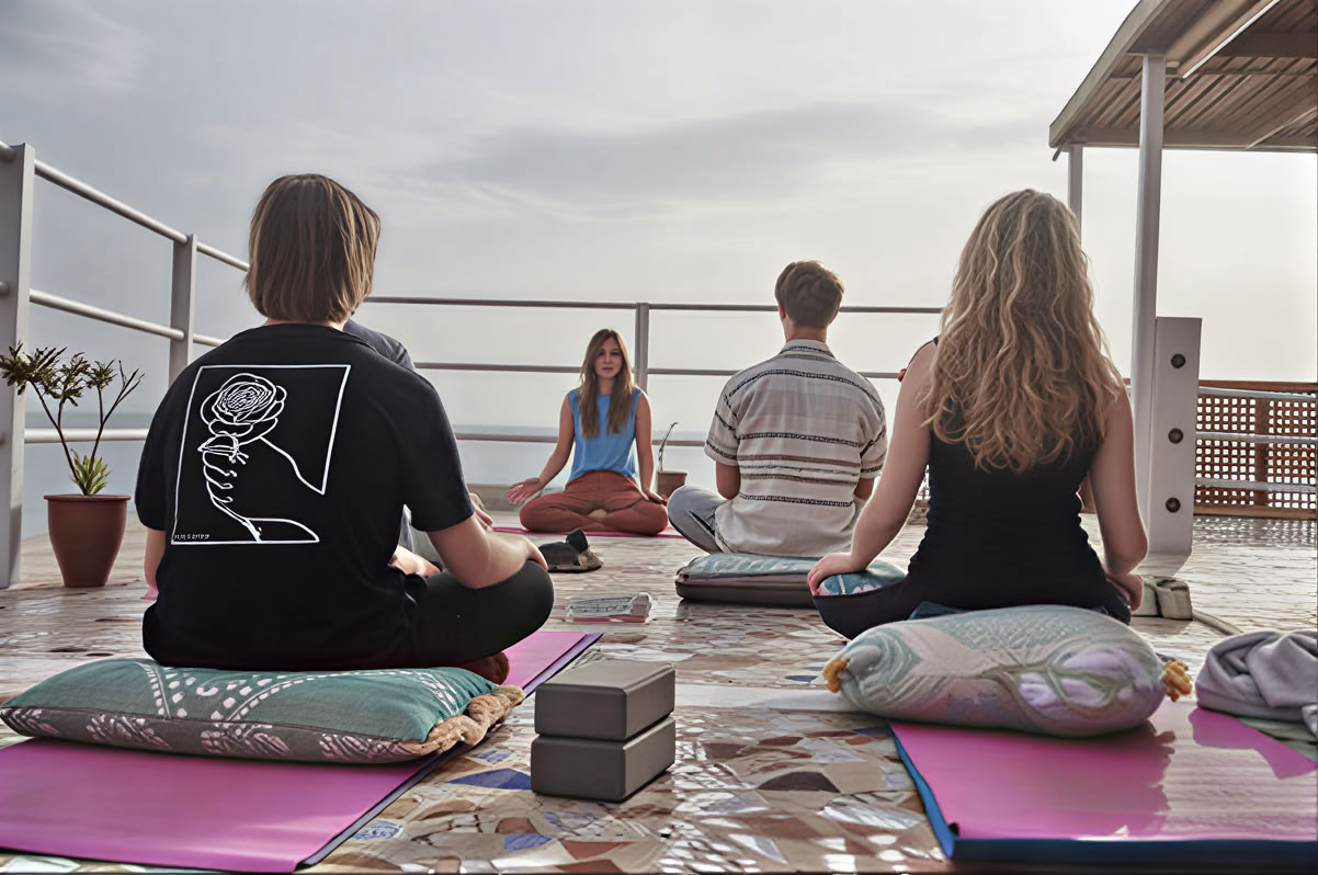 Surf- och yogaretreat