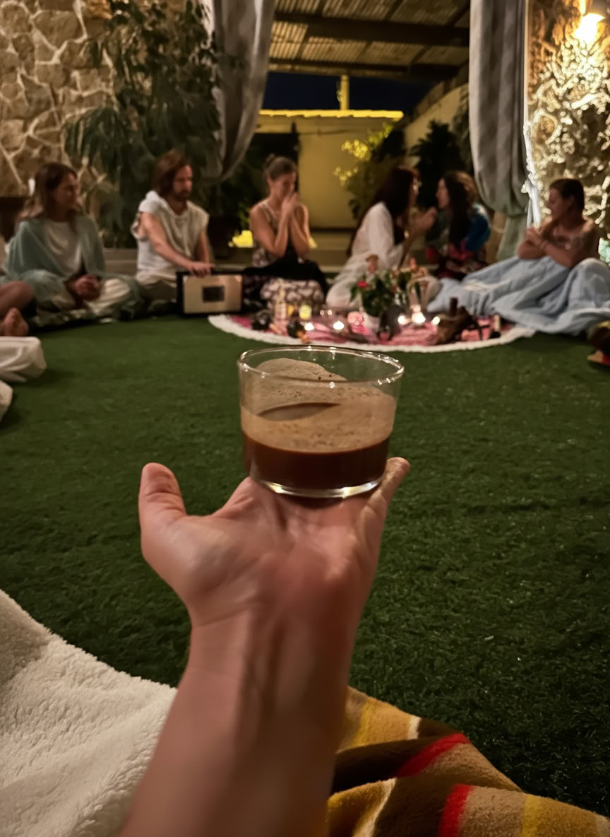 Retreat med ayahuasca och traditionell ursprungsmedicinsk behandling