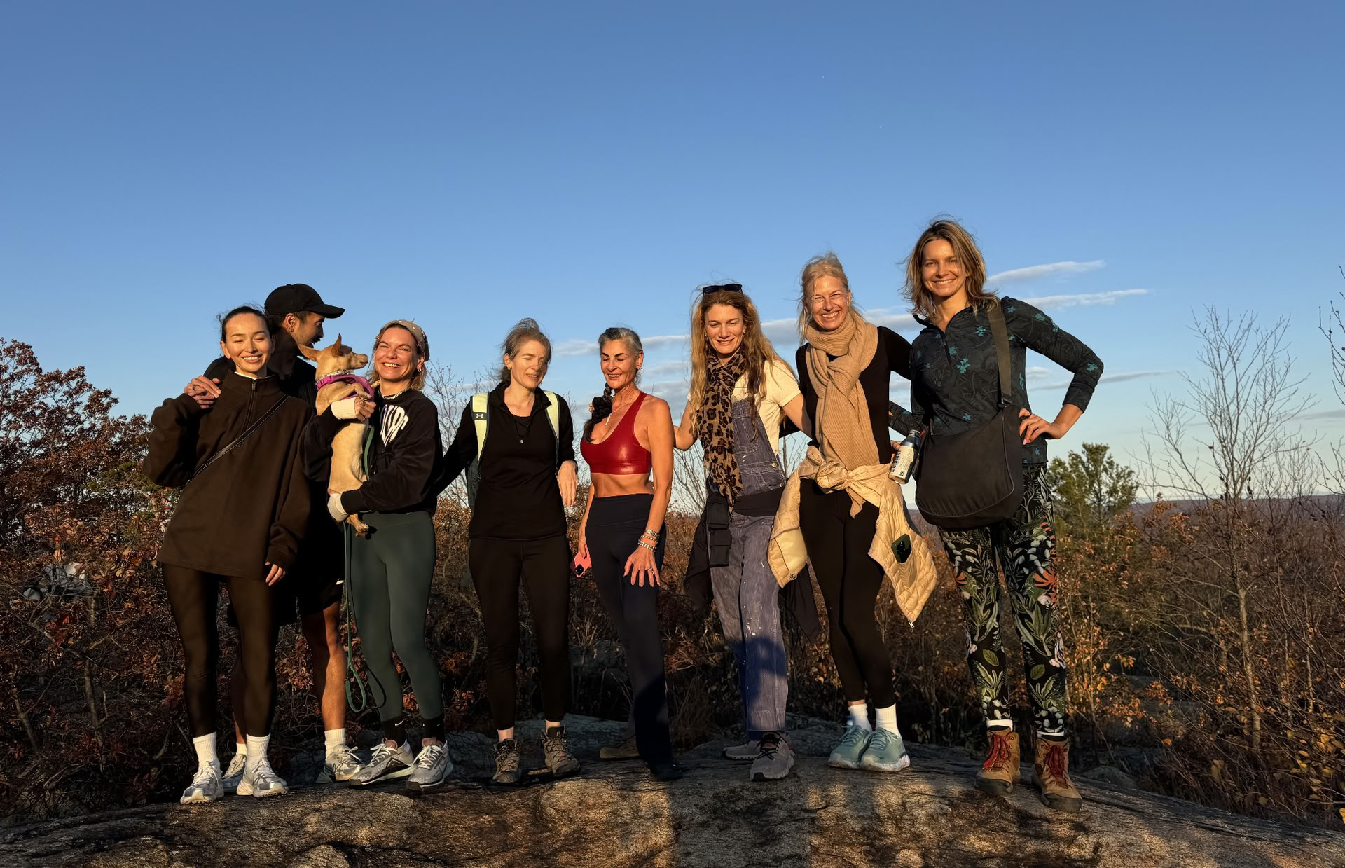Återhämtande söndag: Avskedsvandring + yoga med Paul 28 juni