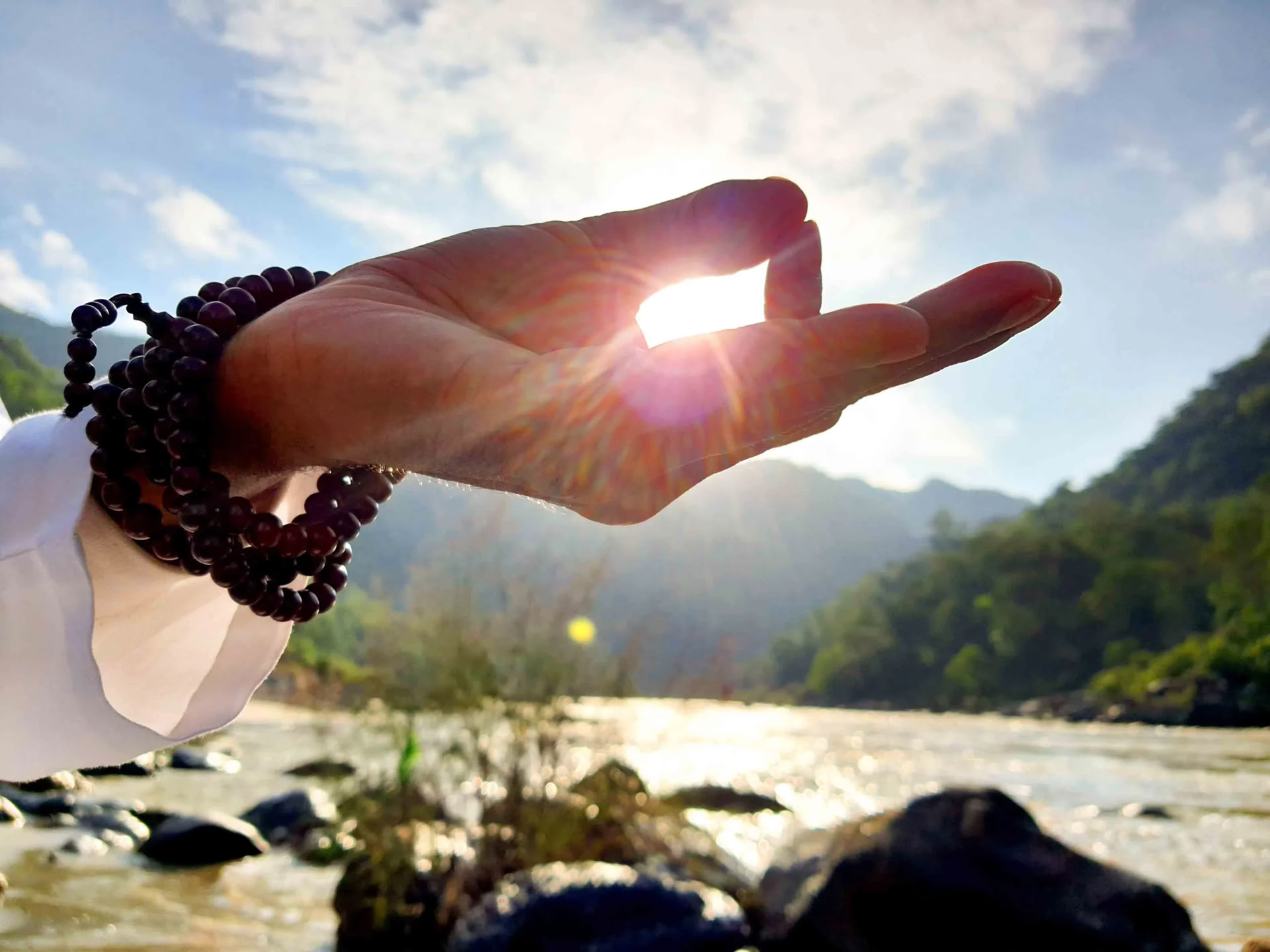 Immersiv meditationsretreat för mentalt välbefinnande, emotionellt välmående, inre balans och uppvaknande