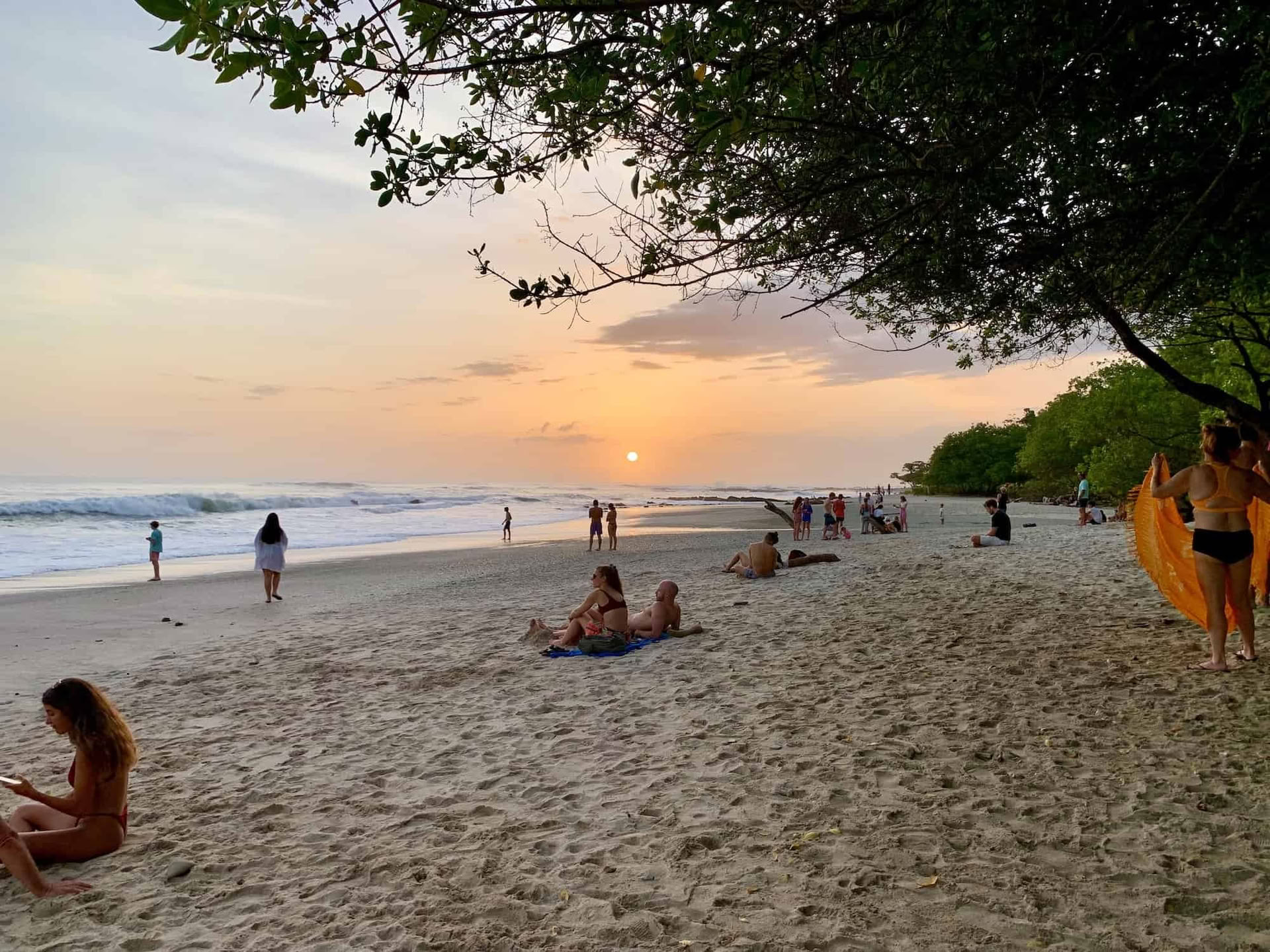 Sorgvågor-retreat i Costa Rica 2026