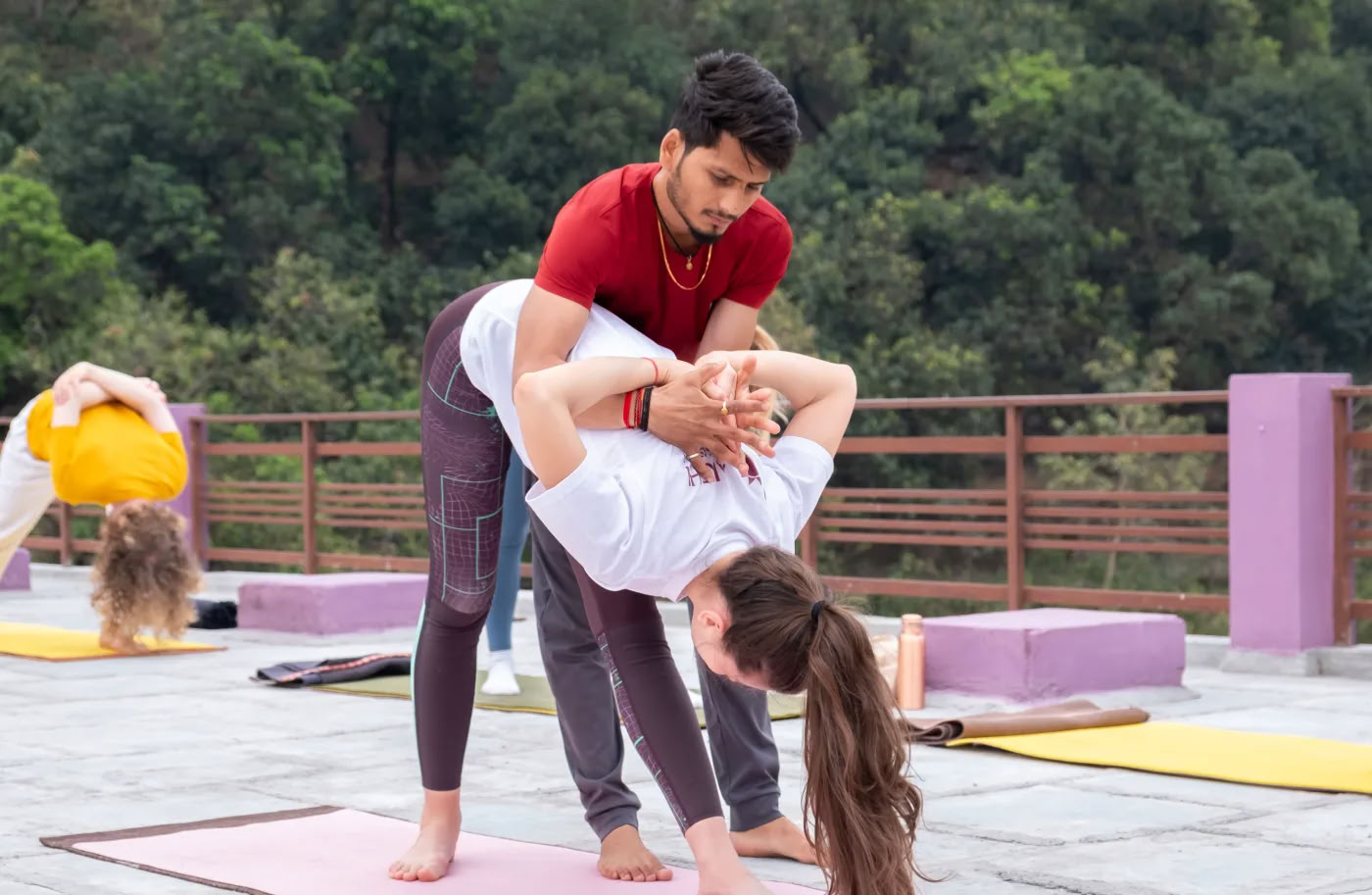 100-timmars yogalärarutbildning för nybörjare i Rishikesh, Indien