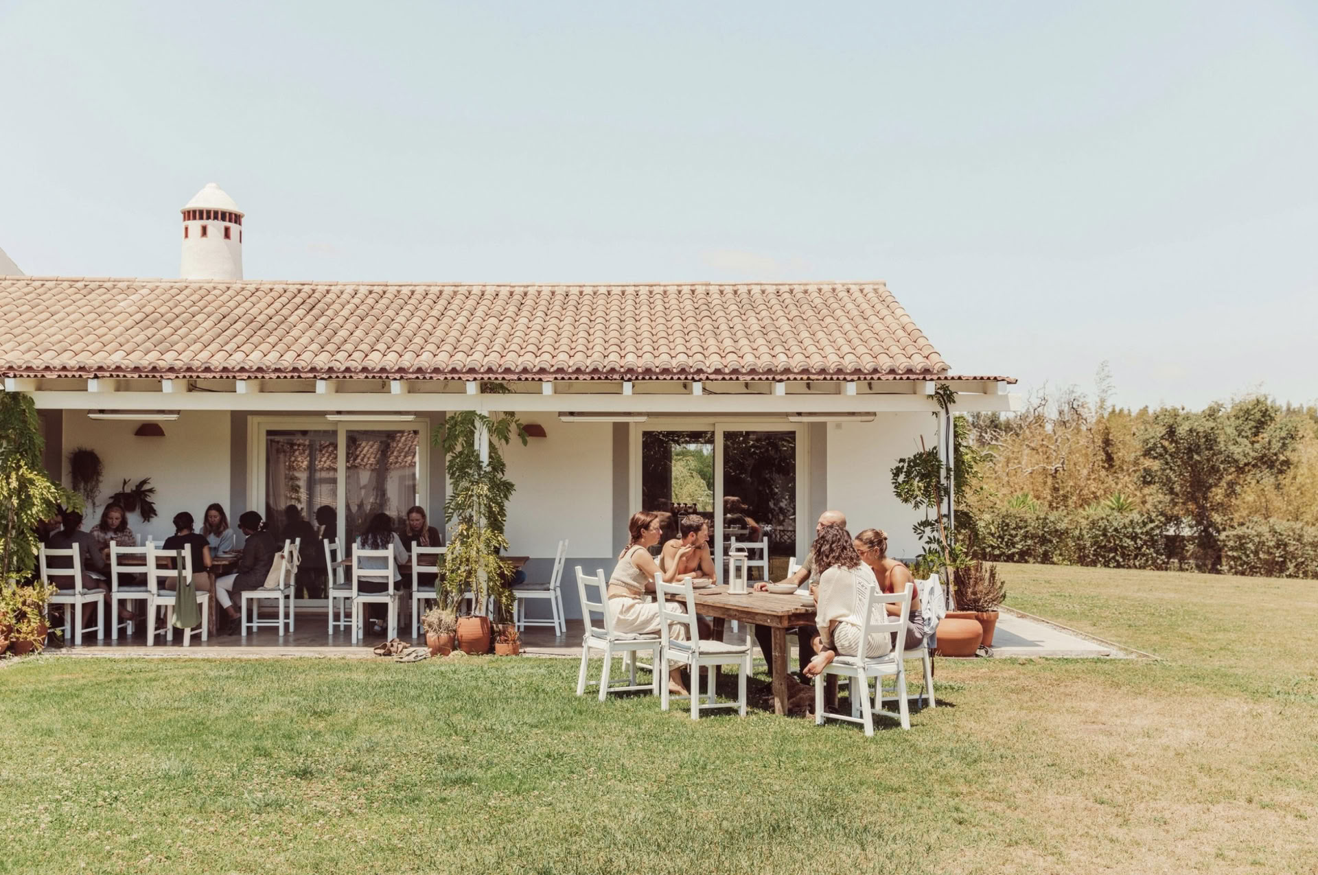 Återkoppla med yogaretreat i Portugal