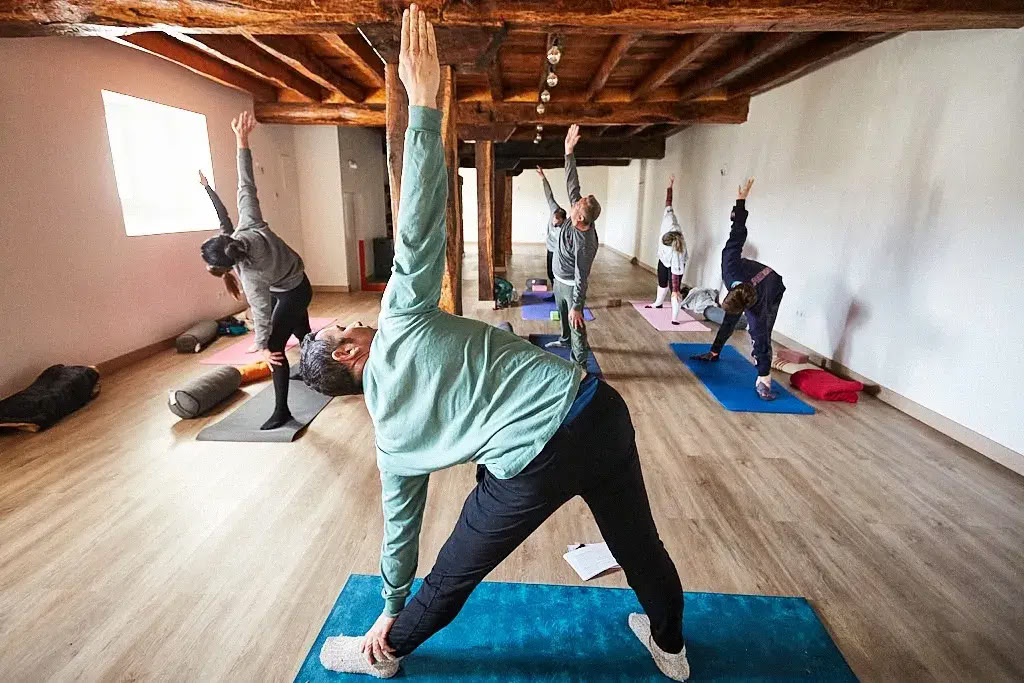 Yoga- och meditationsretreat för att förnya dig och återfödas med våren